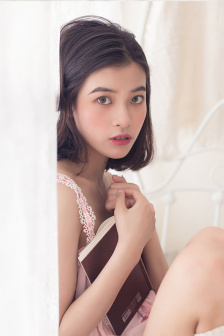 诱人女教师在线中文字幕视频